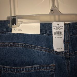 NWT American Eagle Mom Jeans